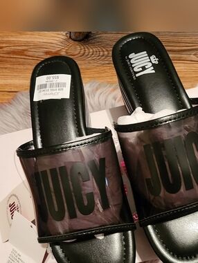 Juicy Couture Drena Platform Sandals. Size 6. NIB & NWT. MSRP $55